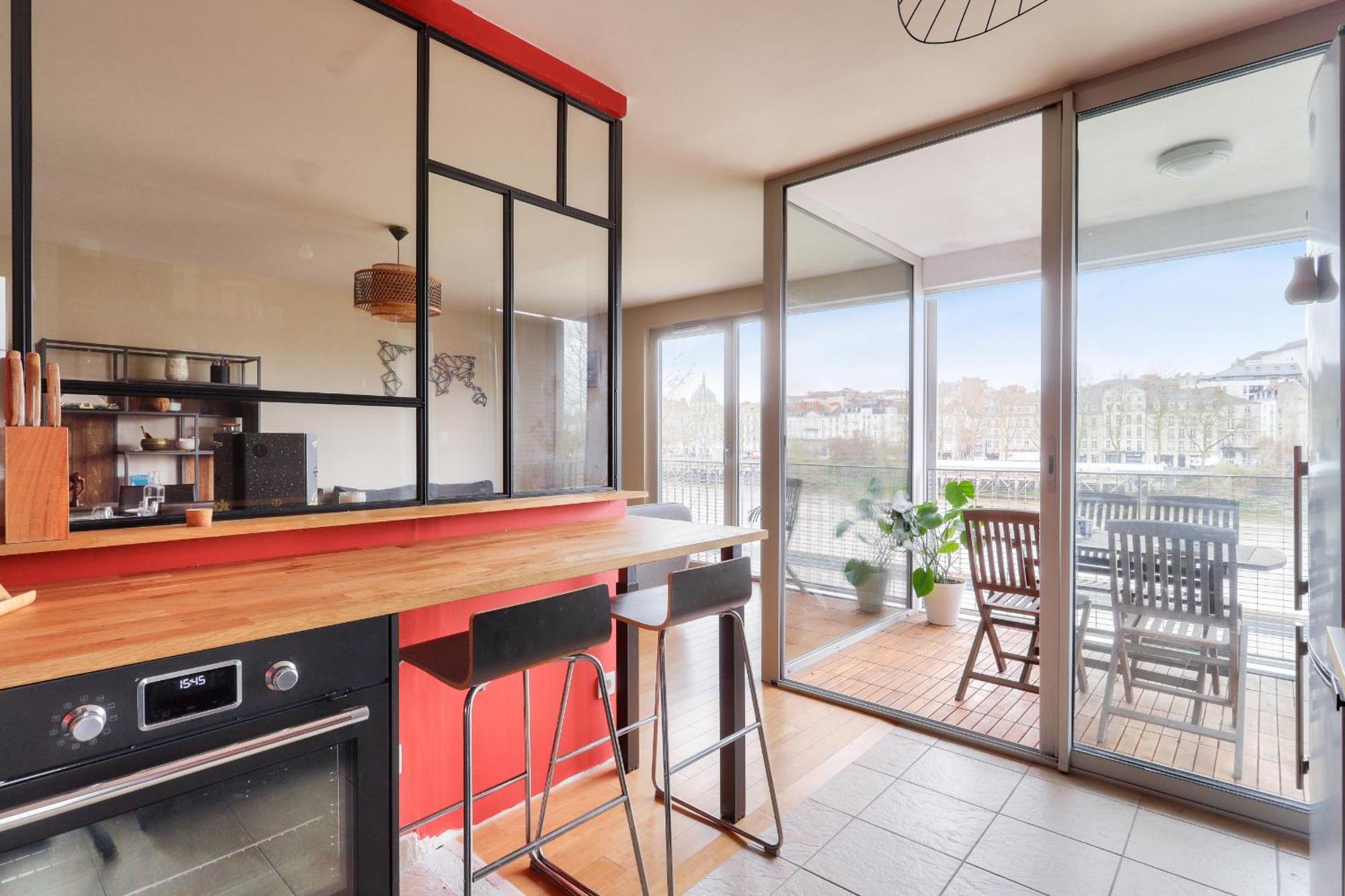 Sejour Sur L'ile De Avec Vue Sur La Loire Apartment